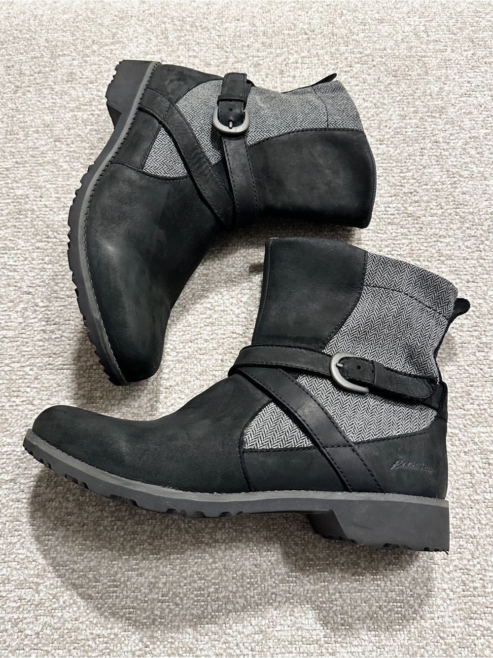 Eddie Bauer Black and Gray Ankle Boots/booties. Womens Sz. 10. Black